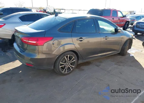 2017 Ford Focus Se z USA, uszkodzony, nr VIN 1FADP3F25HL299623